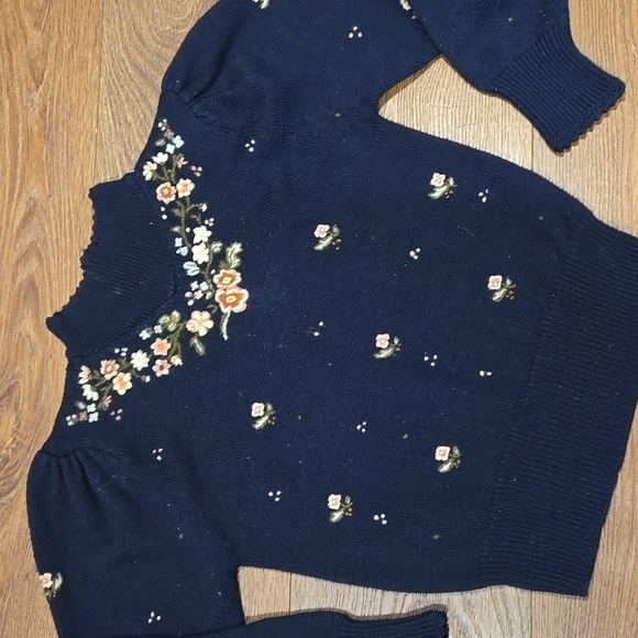 VINTAGE HERMAN GEIST WOOL BLEND HAND EMBROIDERED SWEATER.   #6653 - Picture 1 of 9